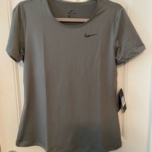 Nike workout top